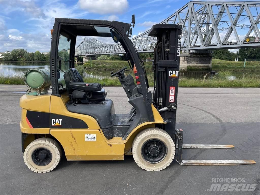 CAT GP25N Вилични кари-повдигачи - други