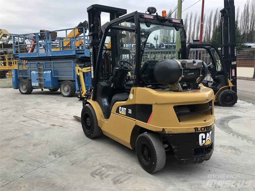 CAT GP30N Вилични кари-повдигачи - други