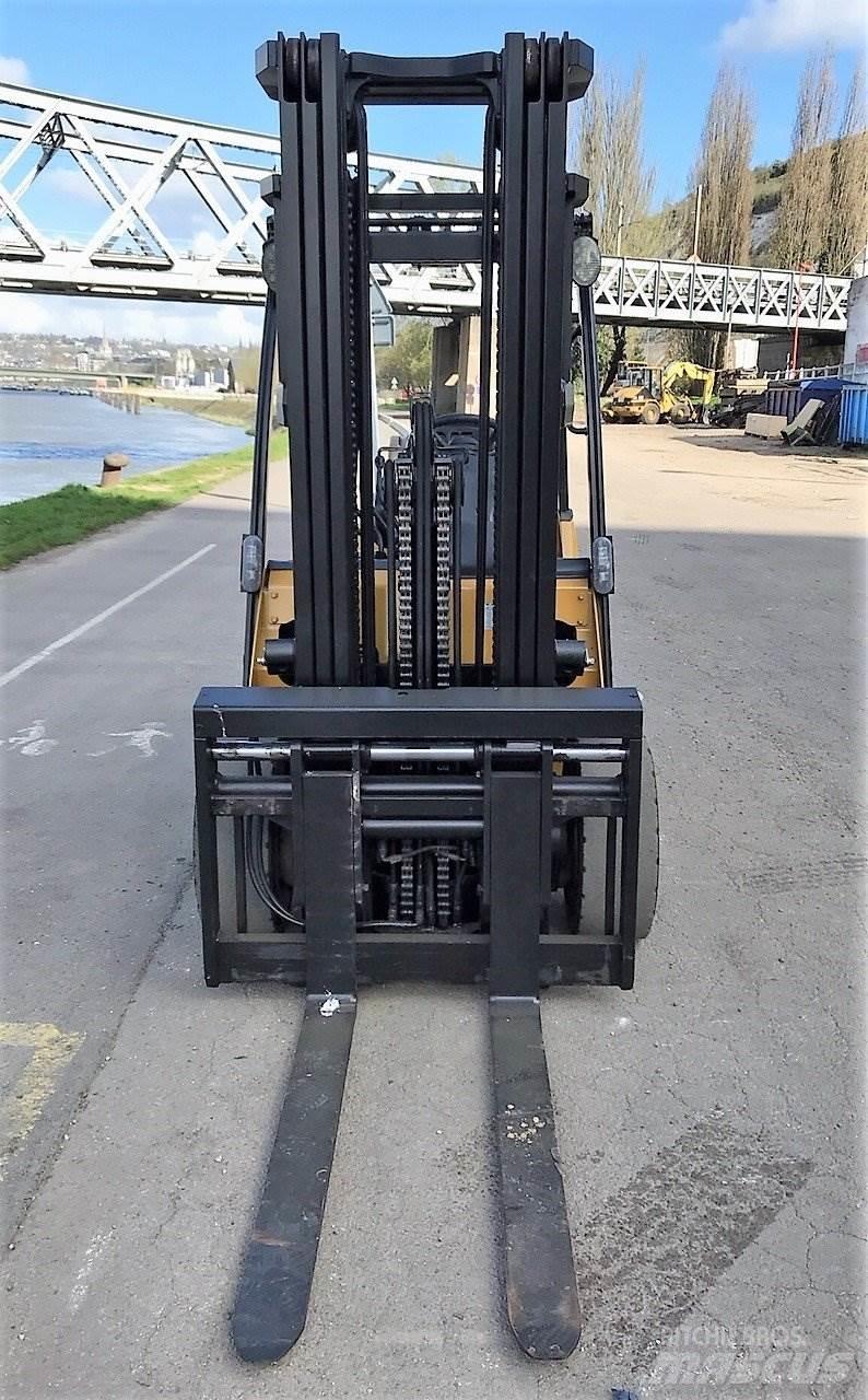 CAT GP30N Вилични кари-повдигачи - други