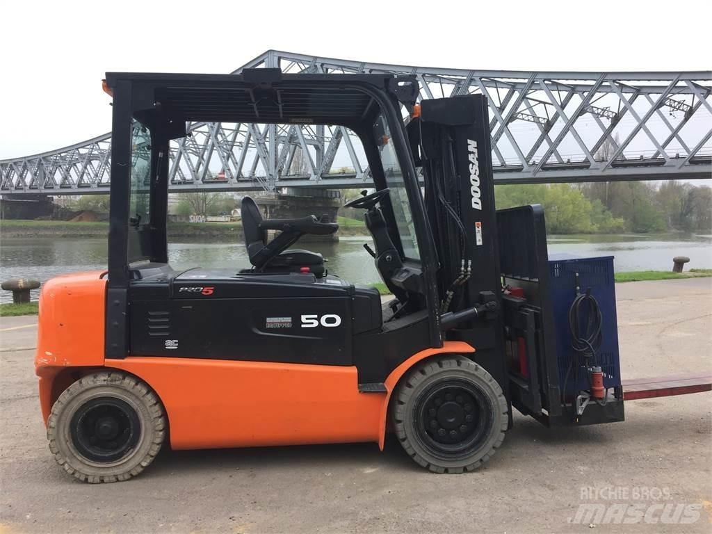 Doosan B50X Вилични кари-повдигачи - други