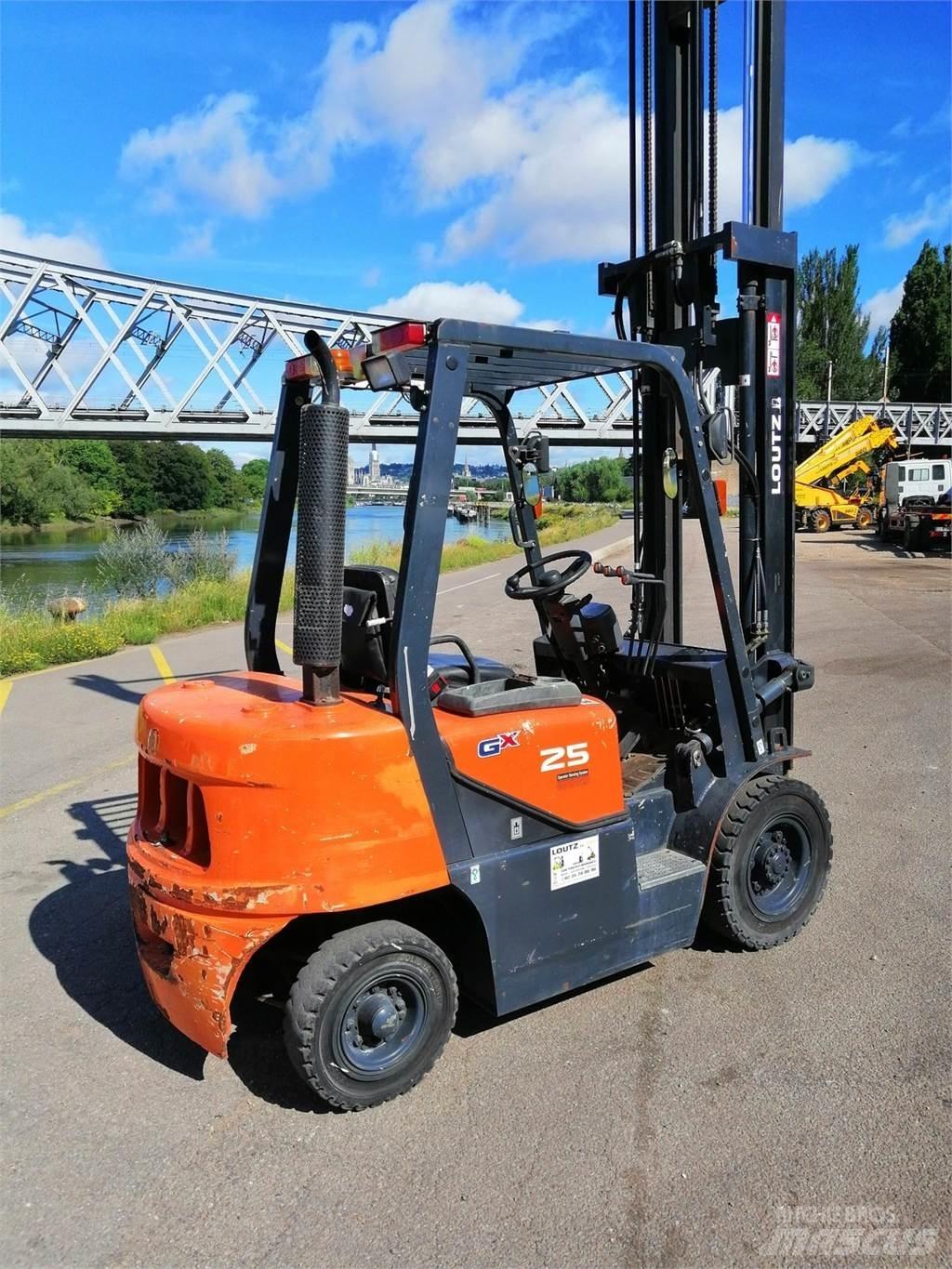 Doosan D25G Вилични кари-повдигачи - други