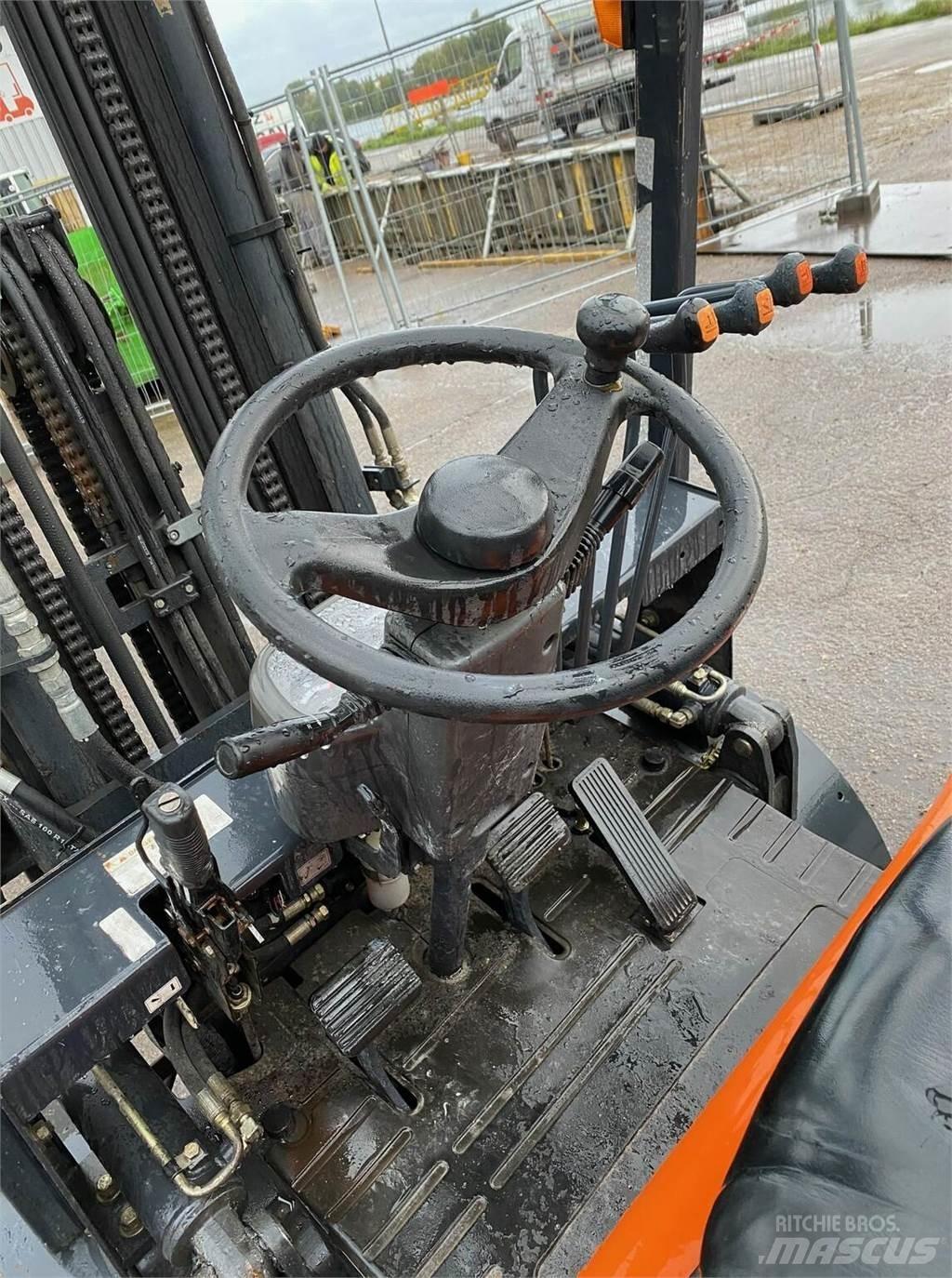 Doosan D30G Вилични кари-повдигачи - други
