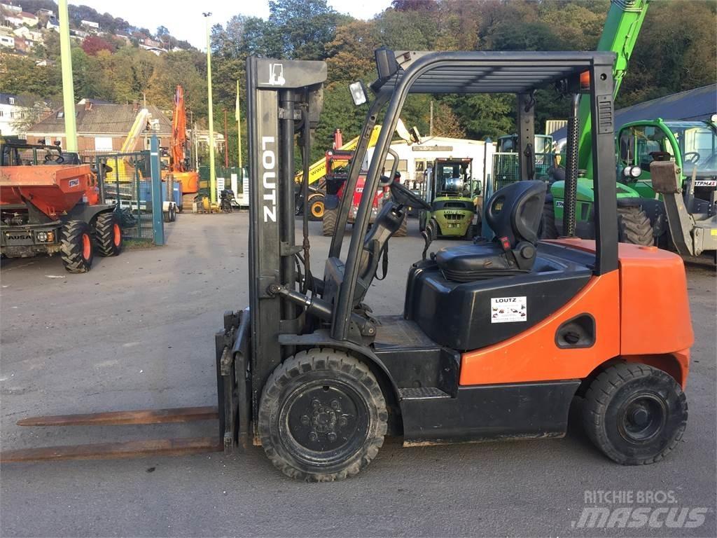Doosan D30S Вилични кари-повдигачи - други