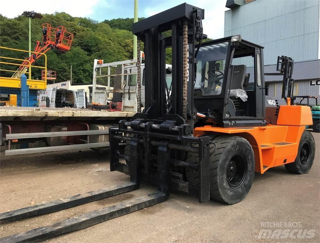 Doosan DL160 Дизелови камиони