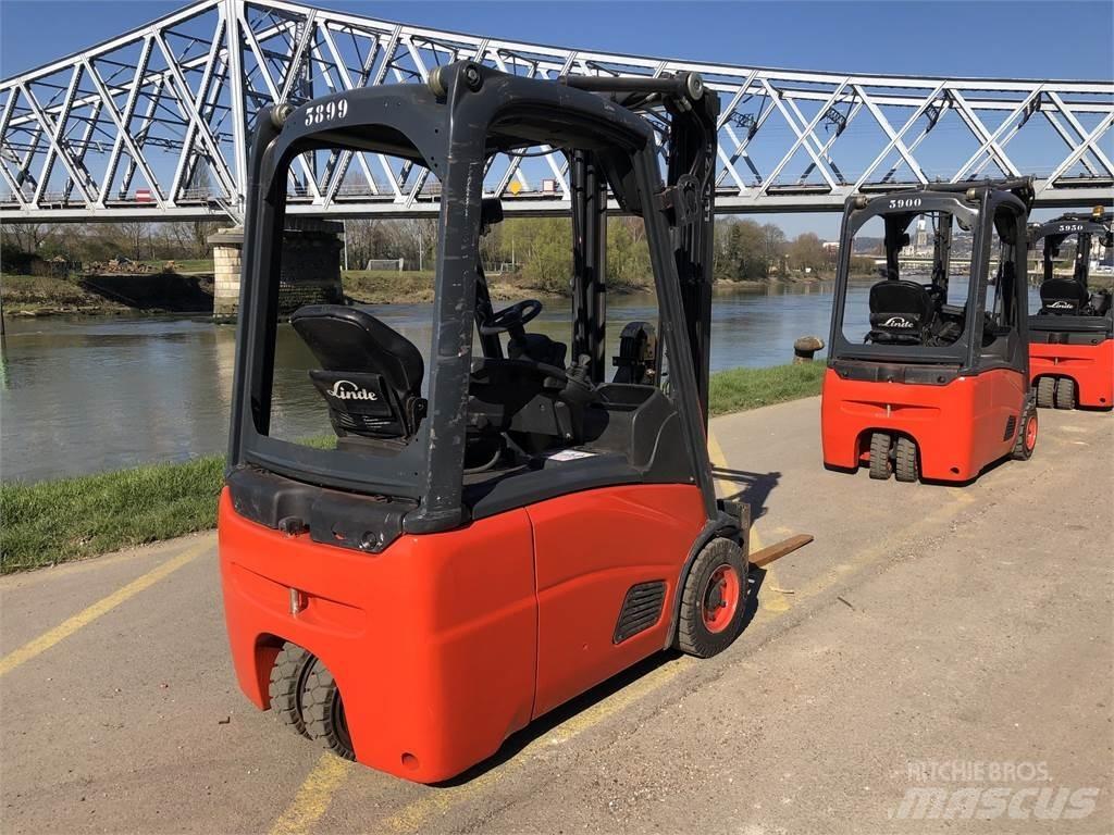 Fenwick E16 Вилични кари-повдигачи - други