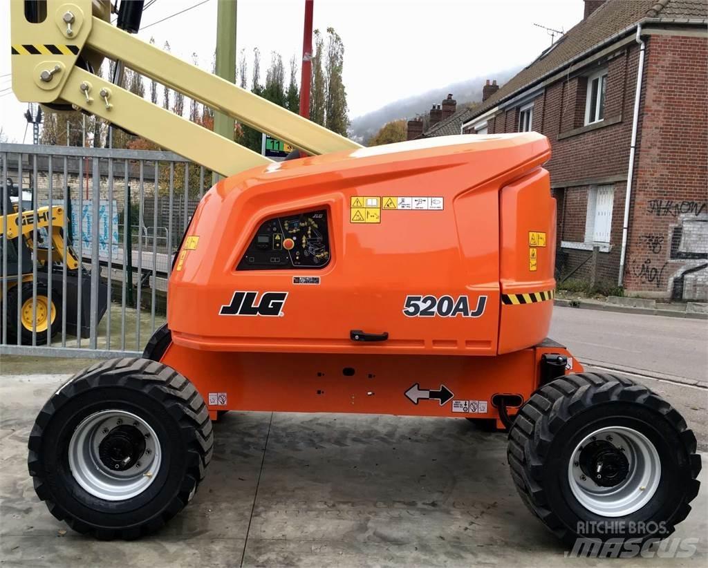 JLG 520AJ Други вишки и платформи