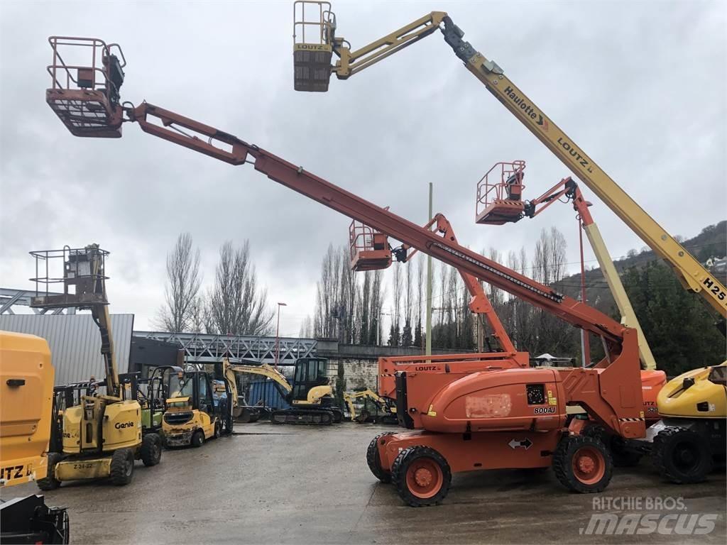 JLG 800AJ Други вишки и платформи