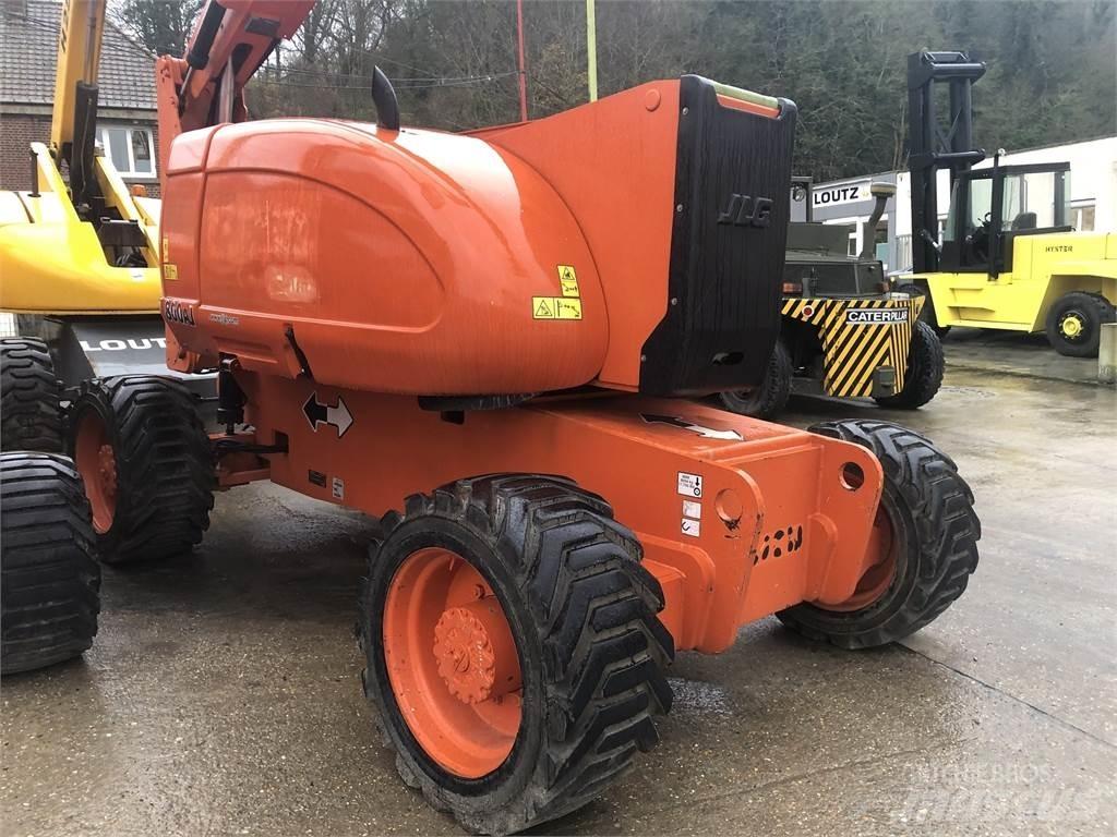 JLG 800AJ Други вишки и платформи