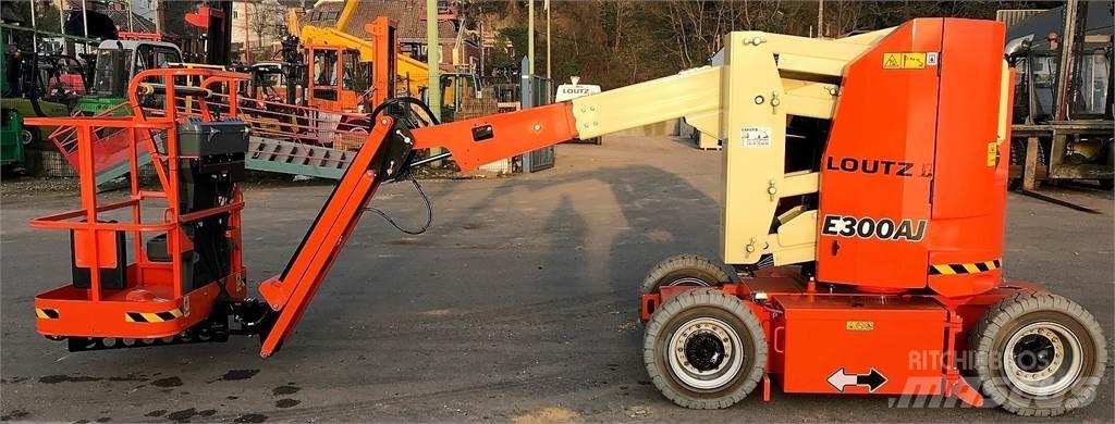 JLG E300AJ Други вишки и платформи