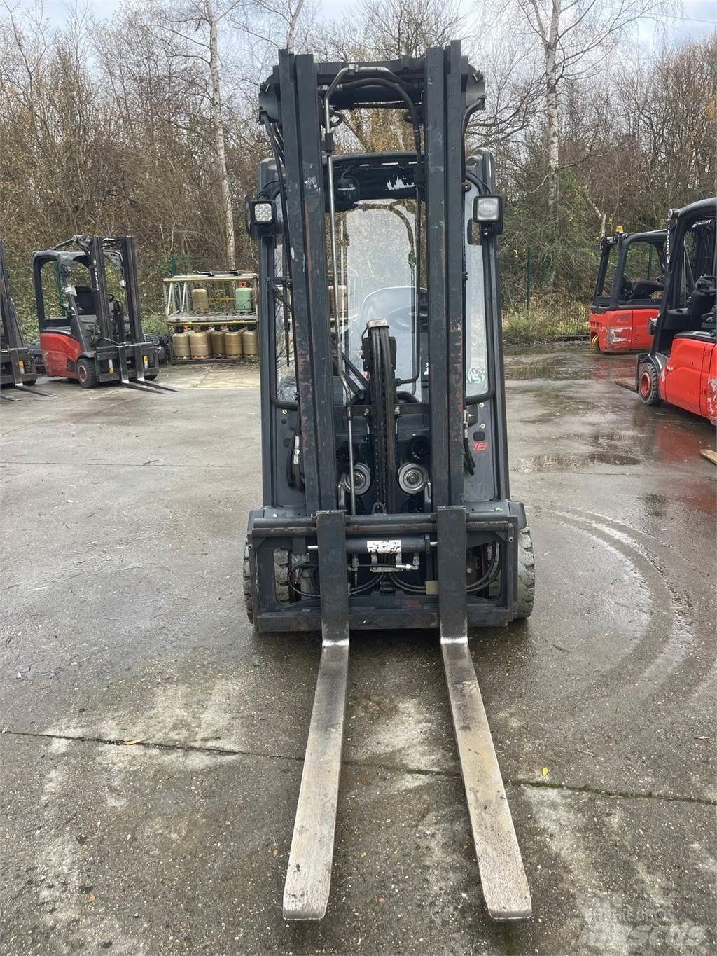 Linde E18-02 Вилични кари-повдигачи - други