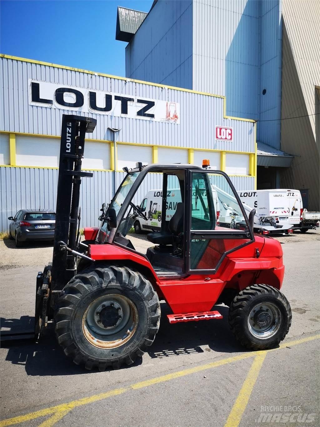 Manitou M26-4 Камиони за херавни местности
