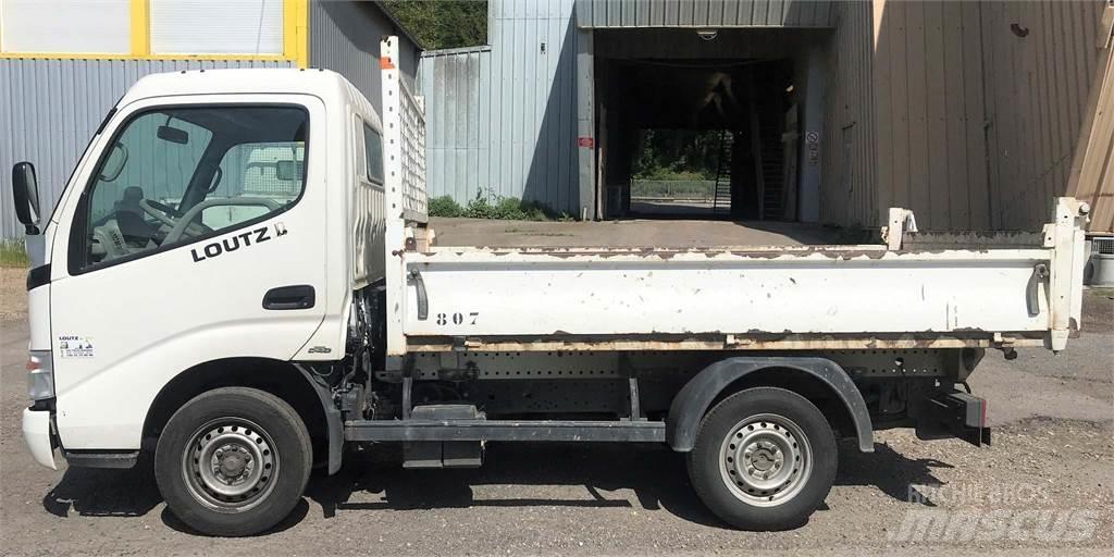 Toyota NT21Y Самосвал