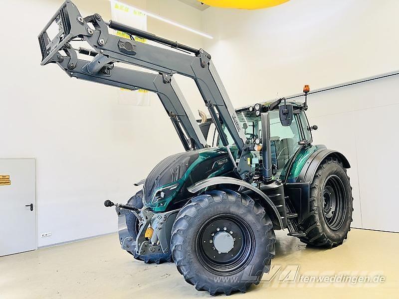 Valtra T174 Трактори