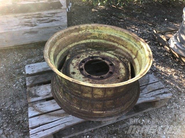 GKN 15X30 Колелета/Гуми