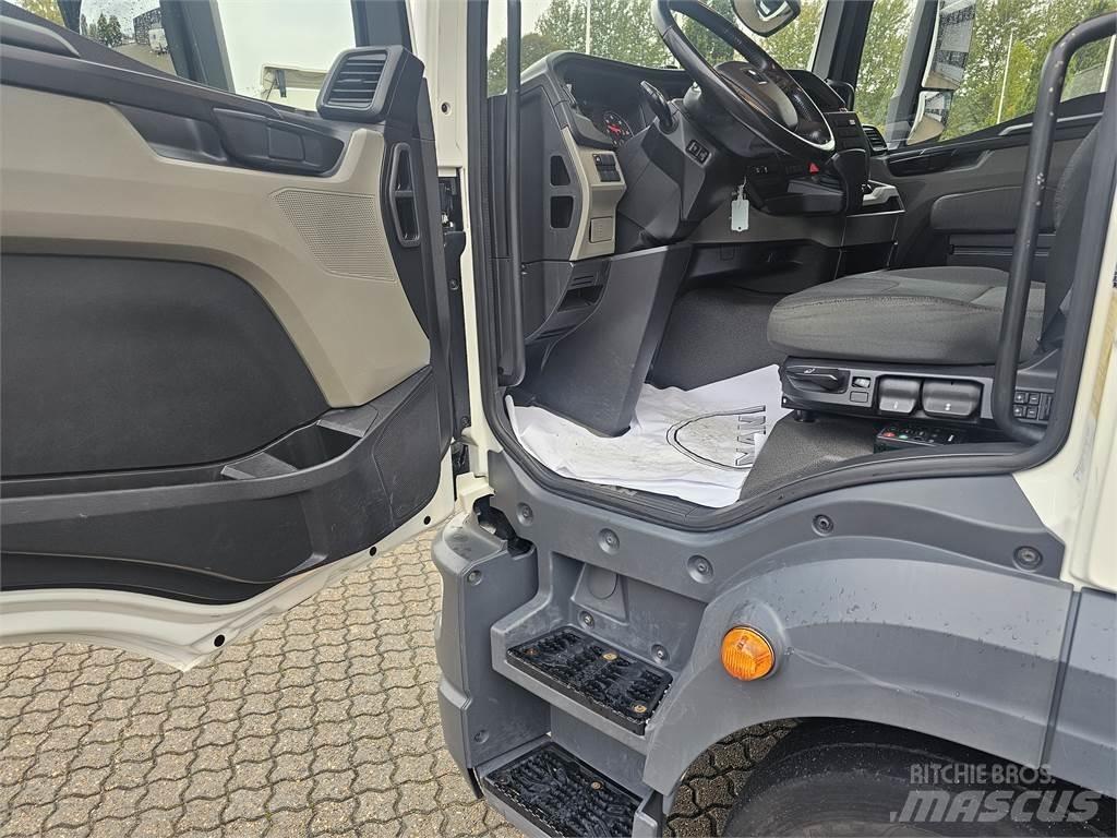 MAN TGL 12.250 Брезентови камиони
