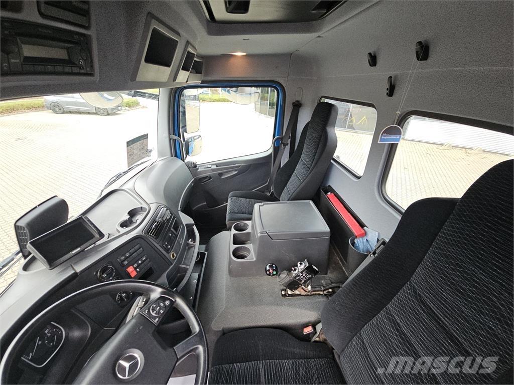 Mercedes-Benz Atego 1224 Разглобяеми надстойки