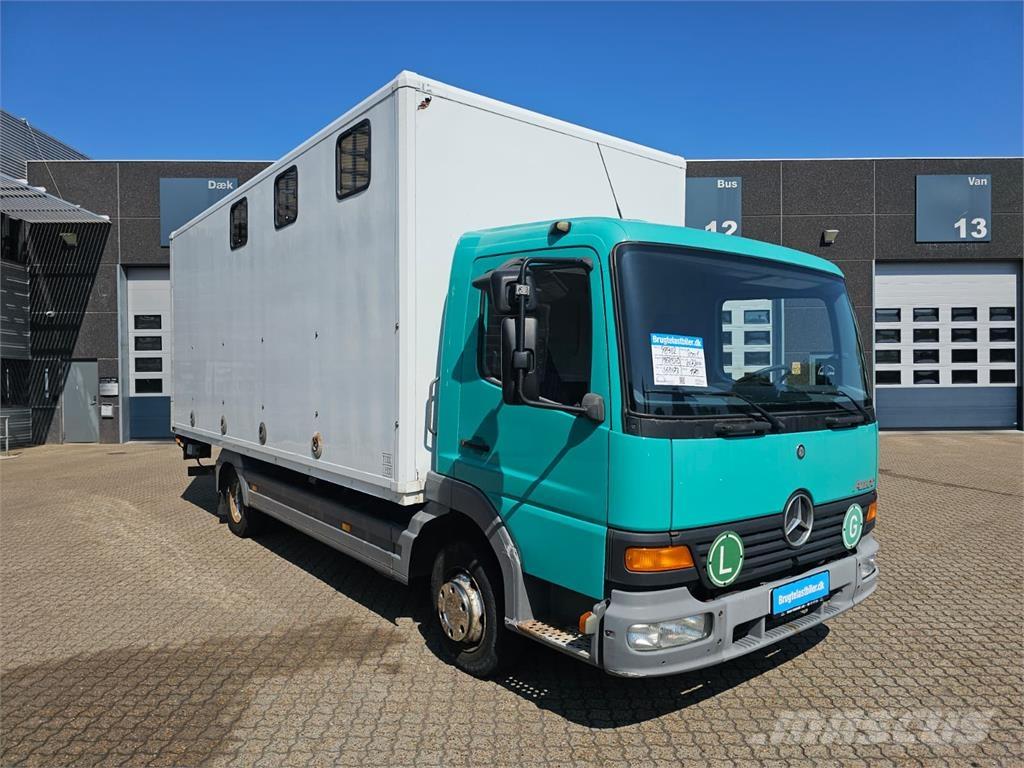 Mercedes-Benz Atego 817 Камиони за превоз на животни