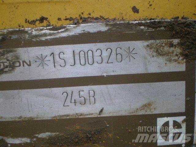 CAT 245B Верижен екскаватор