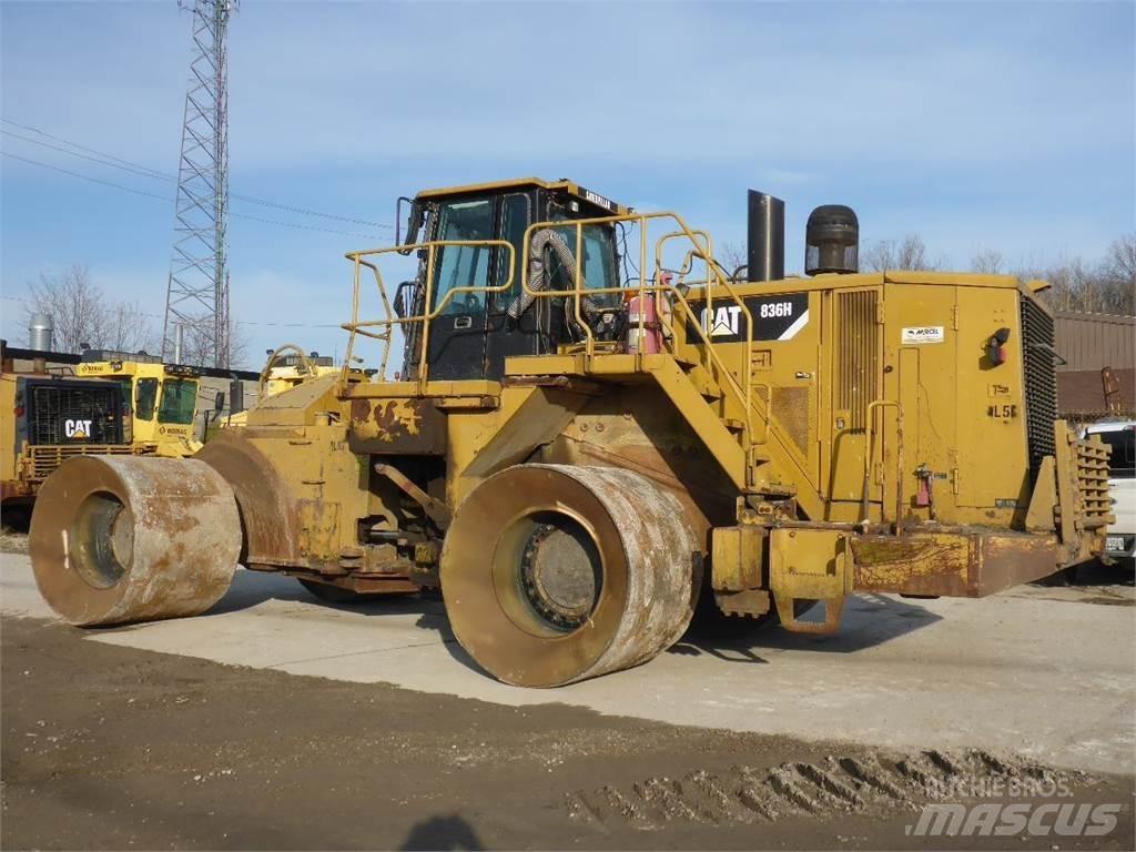 CAT 836H Строителство - Други