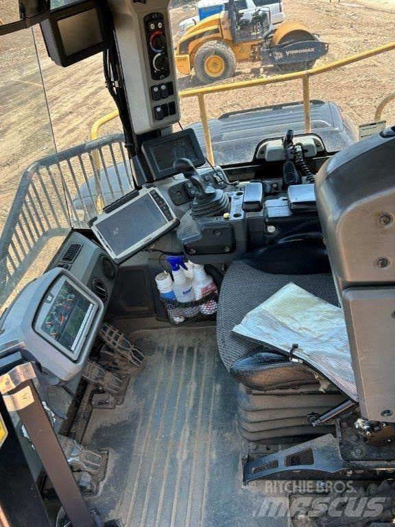 CAT 836K Строителство - Други