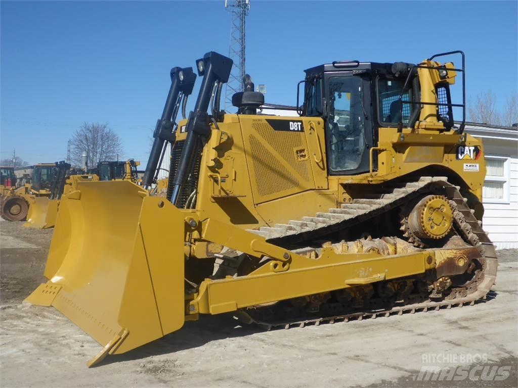 CAT D8T Верижни булдозери
