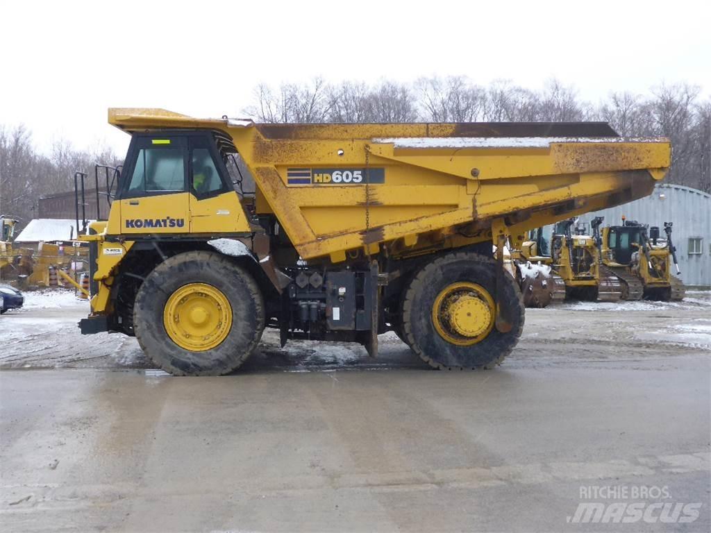 Komatsu HD605-7 Твърди самосвали
