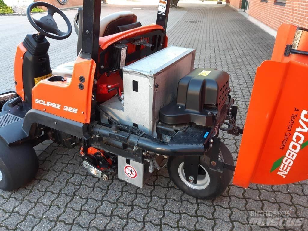 Jacobsen ECLIPS 322 Тракторни косачки