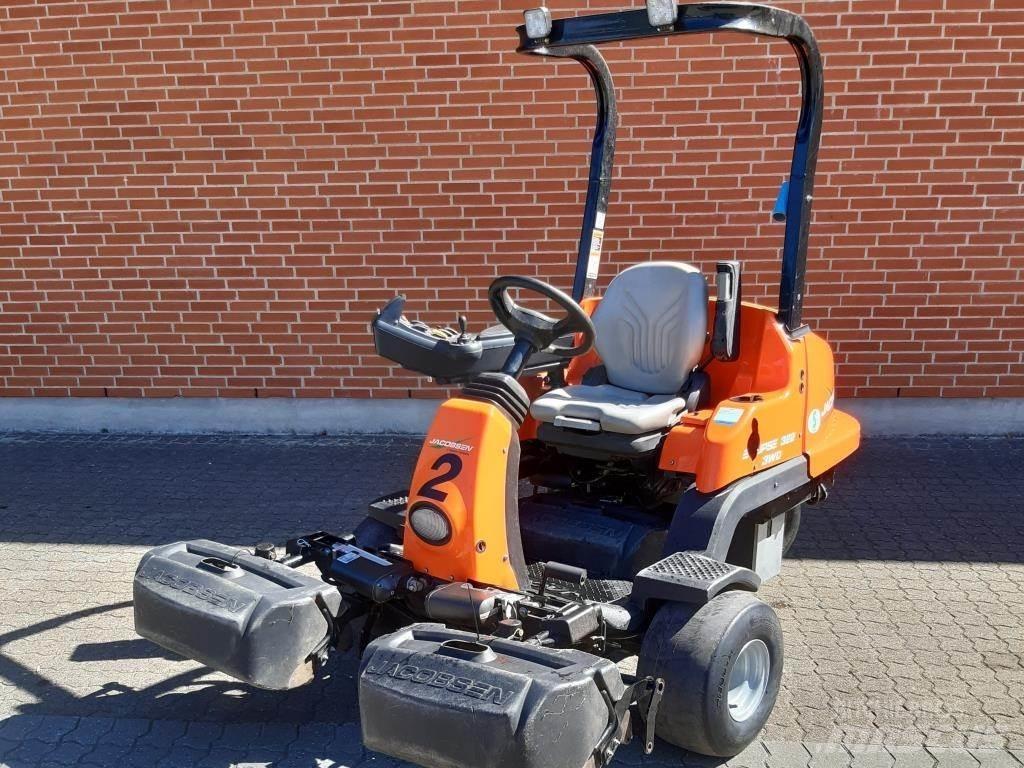 Jacobsen ECLIPS 322 Тракторни косачки