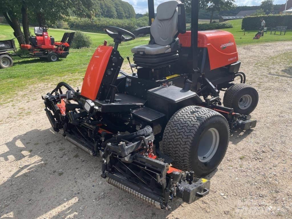 Jacobsen FAIRWAY 250 Тракторни косачки