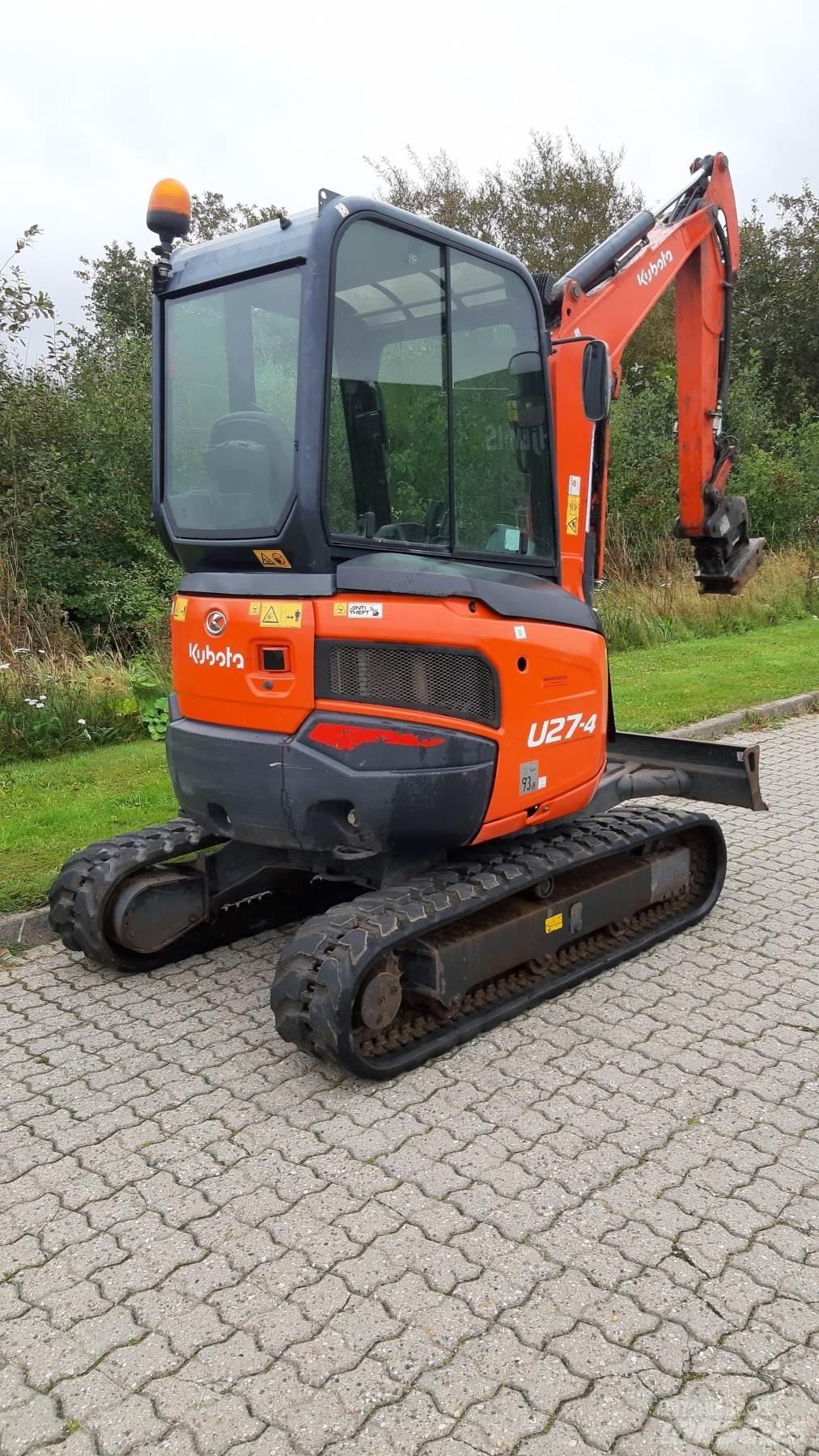 Kubota U27-3 Мини екскаватори < 7 т