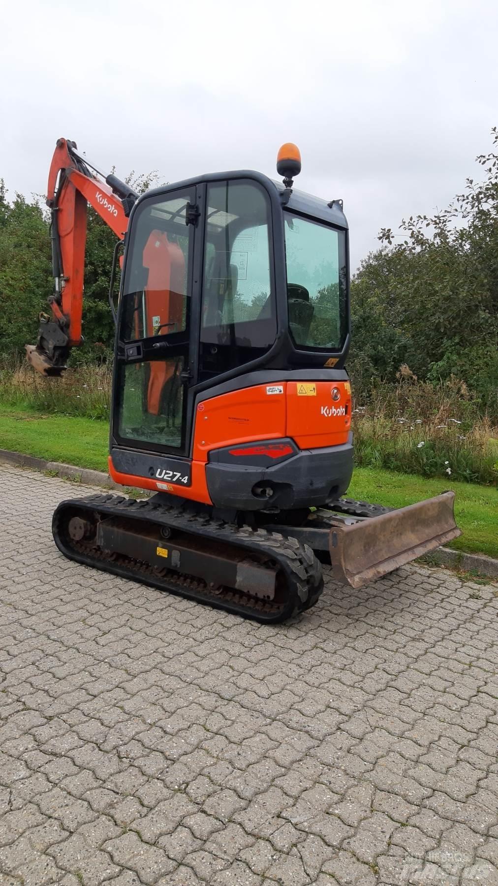 Kubota U27-3 Мини екскаватори < 7 т
