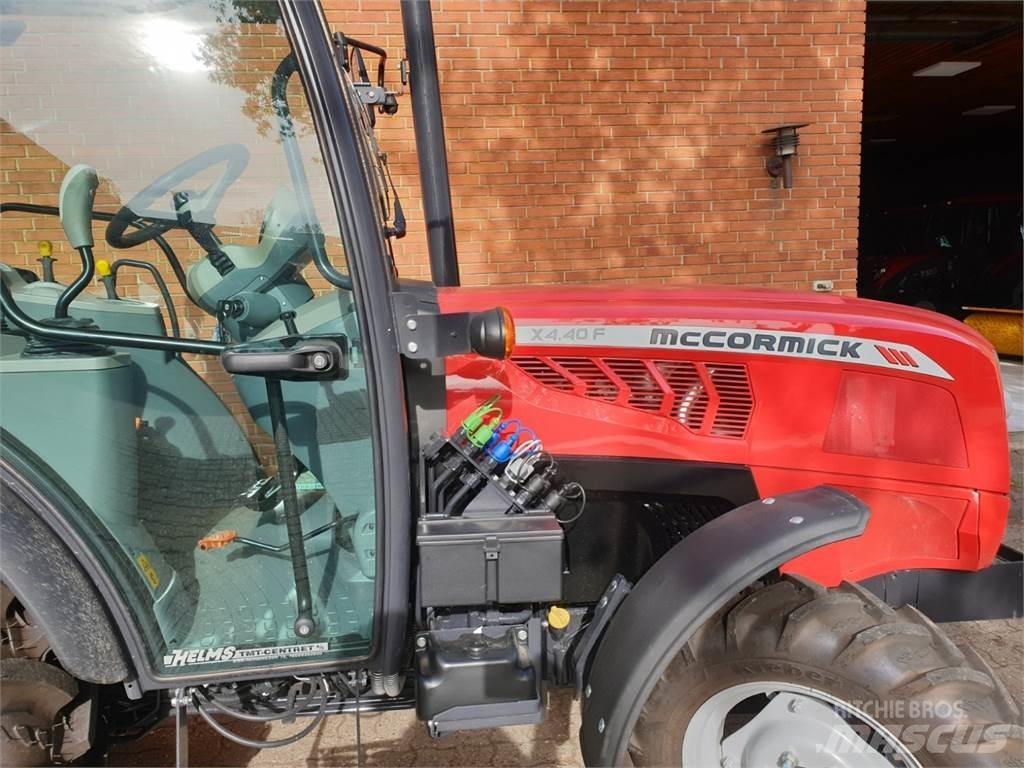 McCormick X4.40-F Трактори