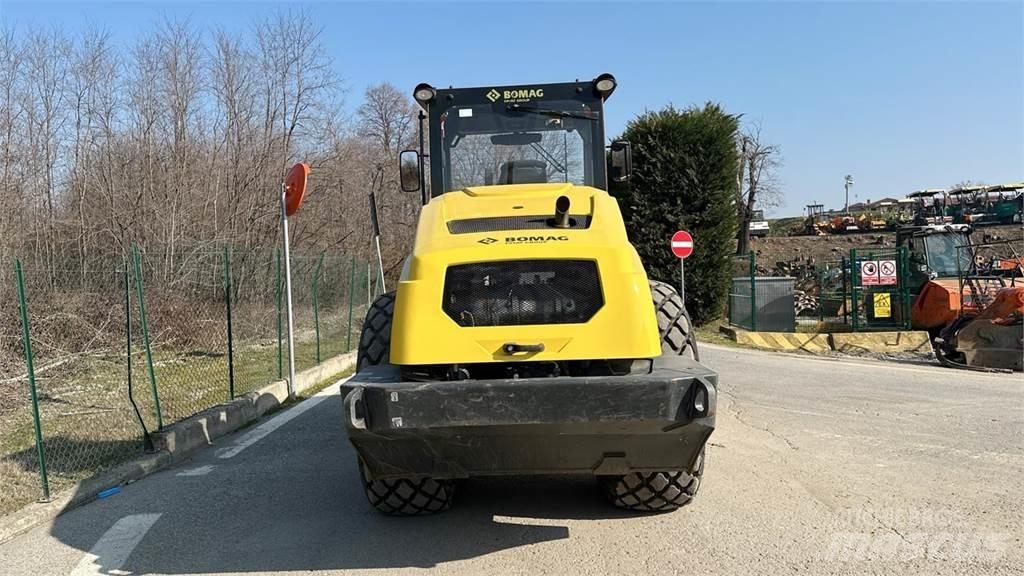 Bomag BW213 DH-5 Уплътнители за почва
