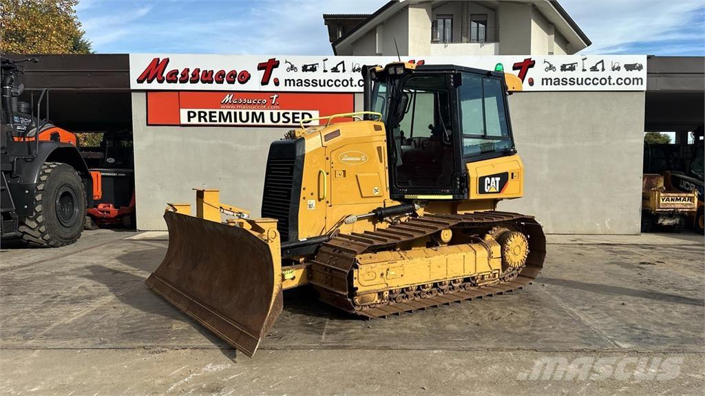 CAT D4K2 LGP Верижни булдозери
