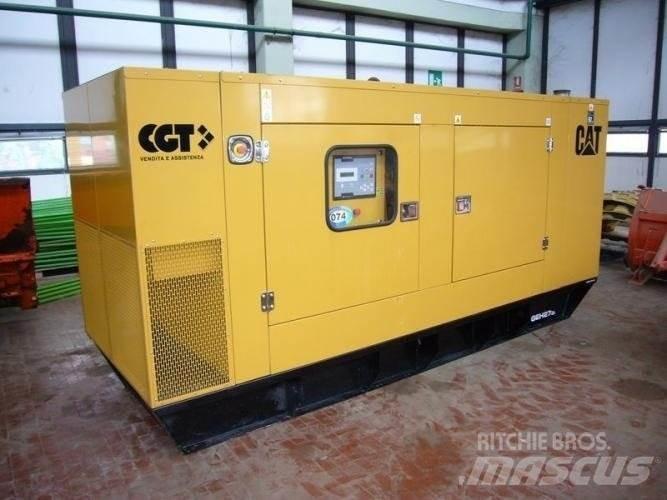 CAT GEH275 Осветителни кули