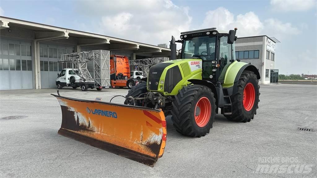 CLAAS Axion 810 4x4 Снегочистачки