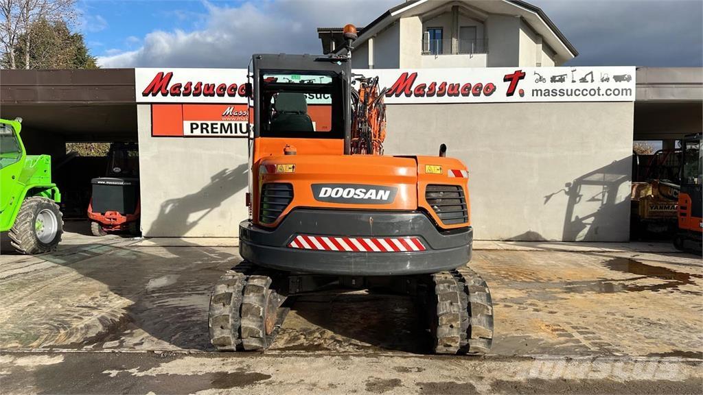 Doosan DX85R-3 Средни екскаватори 7т - 12т