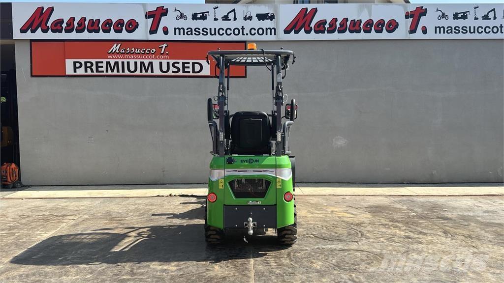 Everun ER08E 4x4 Колесни товарачи