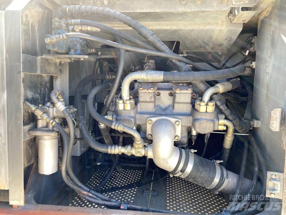Hitachi EX230LCK Верижен екскаватор