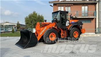 Hitachi ZW180-5B Колесни товарачи