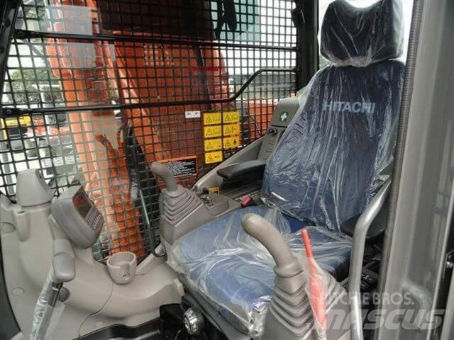 Hitachi ZX135 US-6 Екскаватори