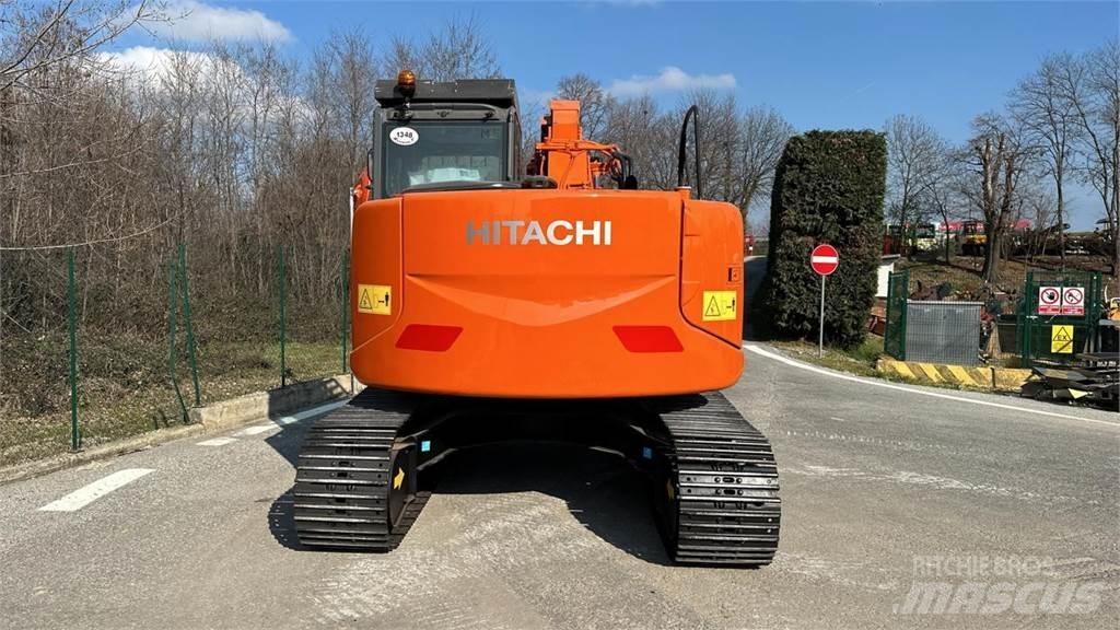 Hitachi ZX135US-3 Средни екскаватори 7т - 12т