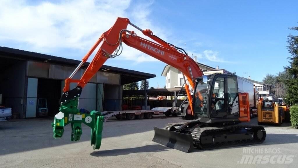 Hitachi ZX135US-6 Екскаватори