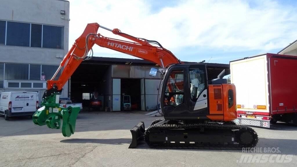 Hitachi ZX135US-6 Екскаватори