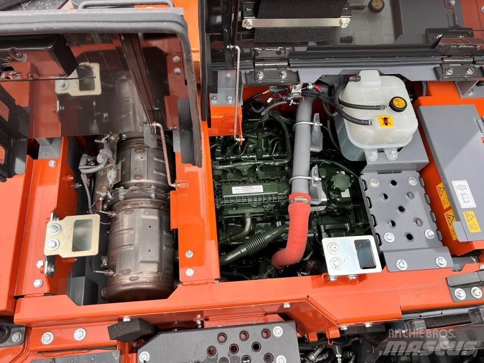Hitachi ZX135US-7 Екскаватори