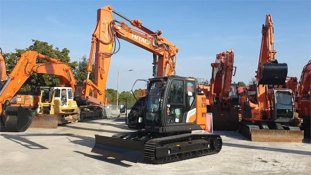 Hitachi ZX135US-7 Средни екскаватори 7т - 12т