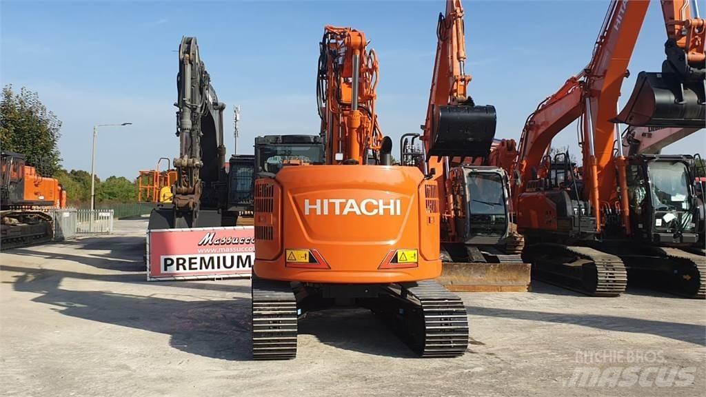 Hitachi ZX135US-7 Средни екскаватори 7т - 12т
