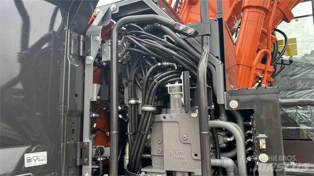 Hitachi ZX175W-7 Колесни екскаватори