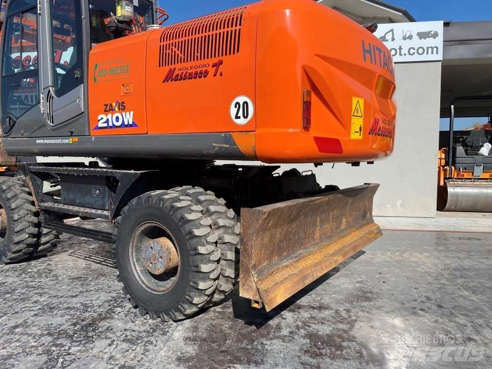 Hitachi ZX210W-3 Колесни екскаватори