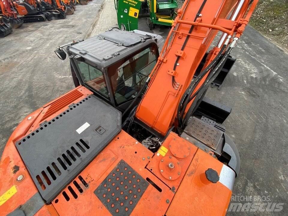 Hitachi ZX225 USBLC Верижен екскаватор